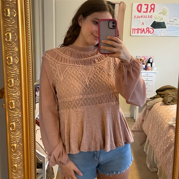 Blush pink blouse - Picture 2 of 4